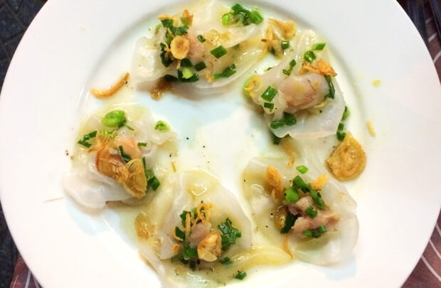 ホイアン三大名物のご夕食をお楽しみください