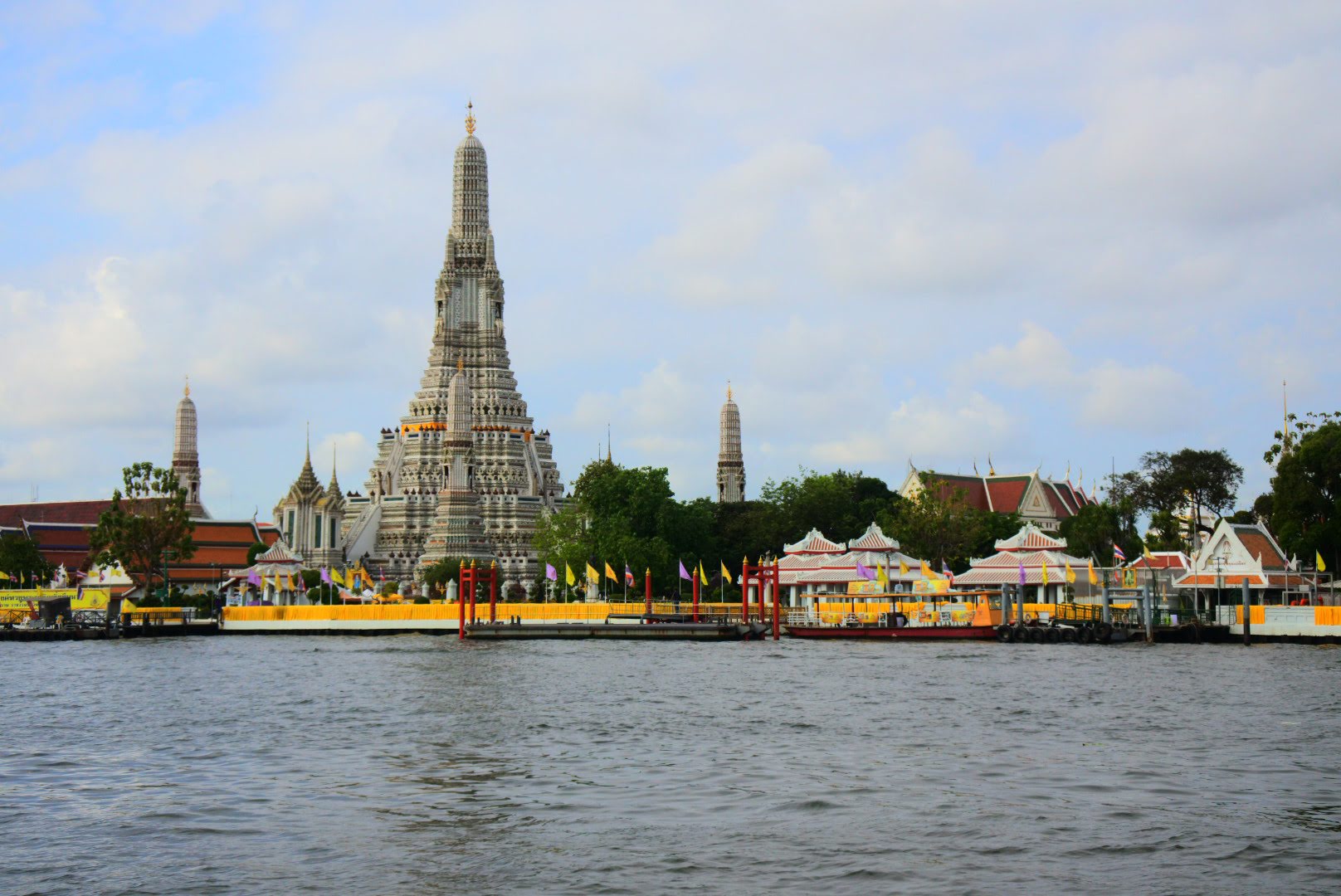 ワット・アルン 着