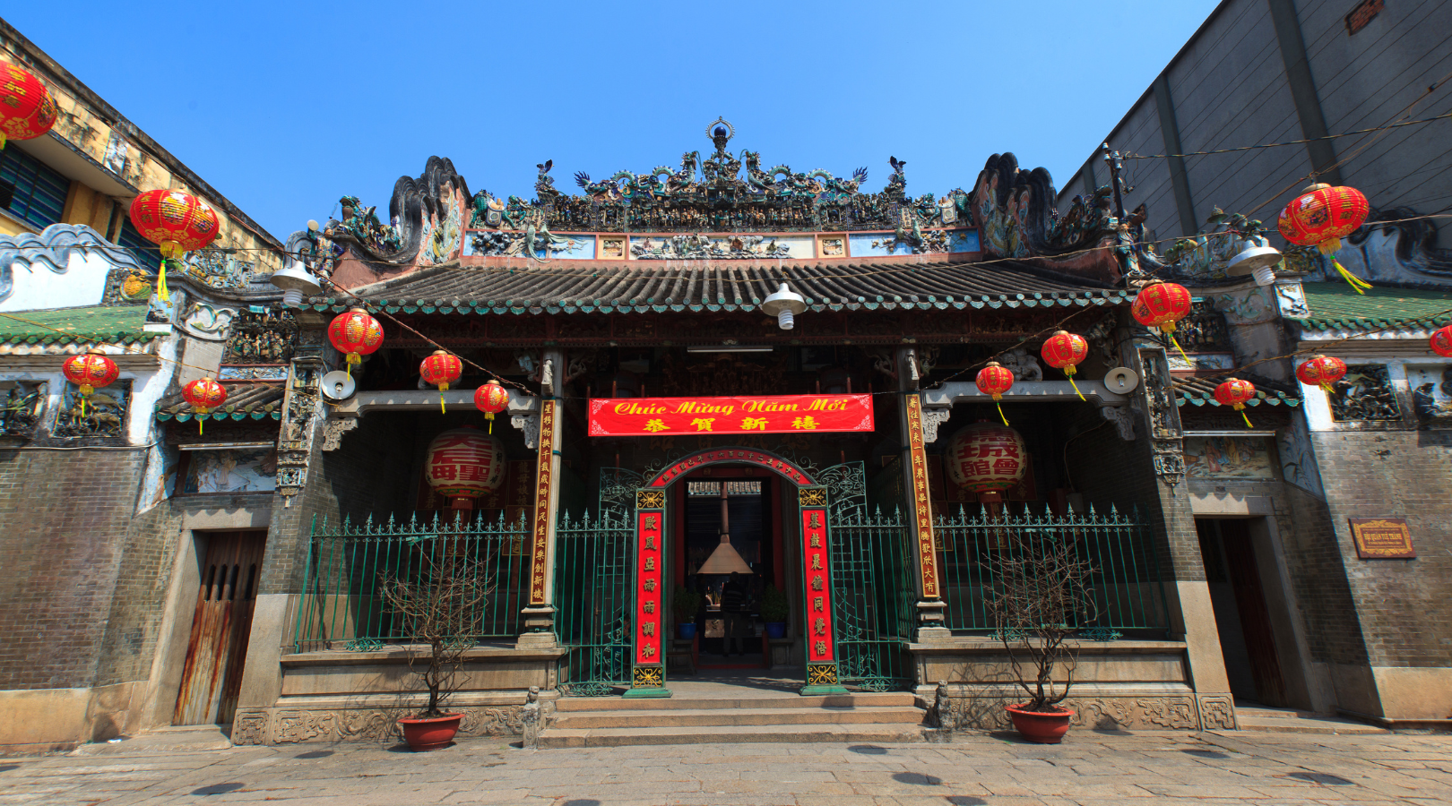 【観光名所ランキング 2位】 天后宮（ティエンハウ廟）でお祈り