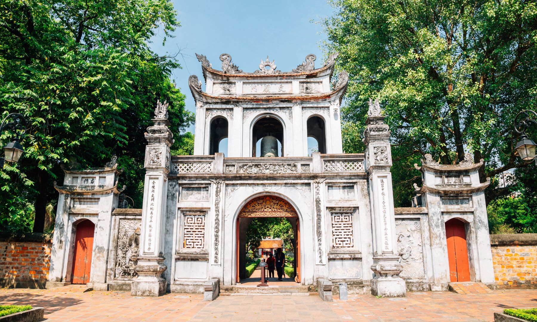 【観光名所ランキング 3位】 ベトナム最古の大学 「文廟」の見学