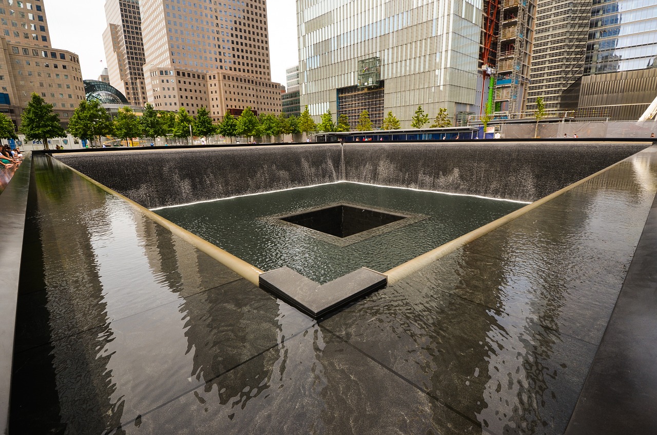9・11 メモリアルプール