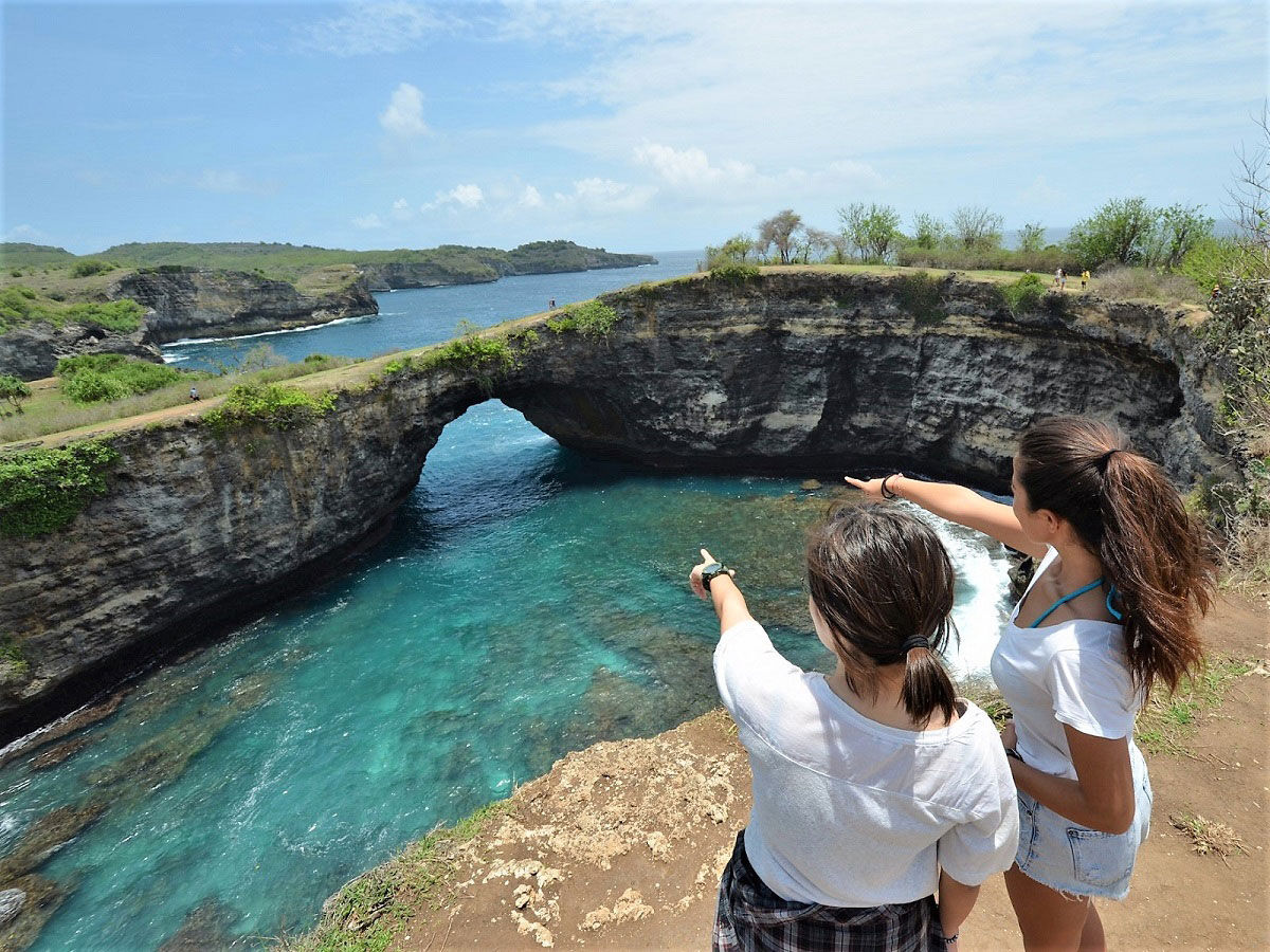 ブロークンビーチ