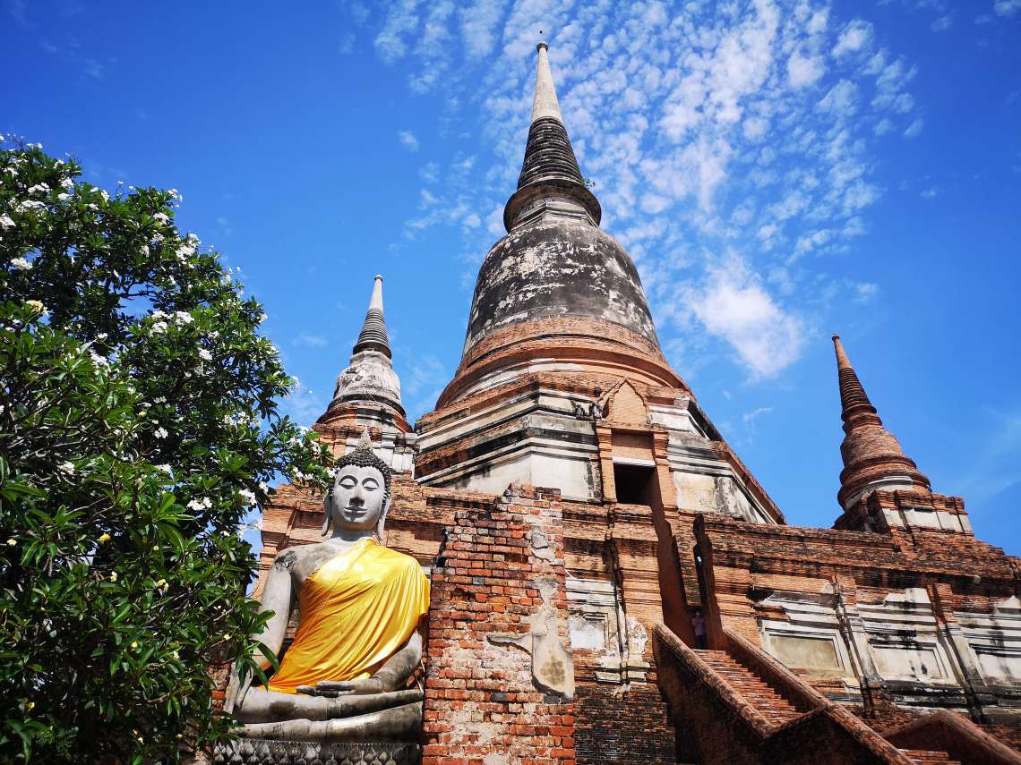 アユタヤ王朝の初代王、ウートン王によって建立された「ワットヤイチャイモンコン」