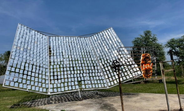 鏡で焼かれた!? 伝説のガイヤーンを食べに行こう!  & 神秘的なパワースポット カオルアン洞窟
