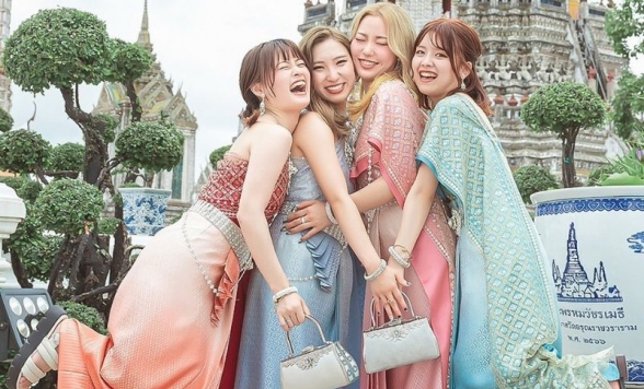 映えスポットへご案内！センス オブ タイ(SENSE OF THAI)衣装レンタル＋日本語ガイド付きフォトサポート＜タイ民族衣装レンタル/日本語ガイド＞