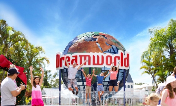 ゴールドコーストホテル⇔ドリームワールドワールド送迎/