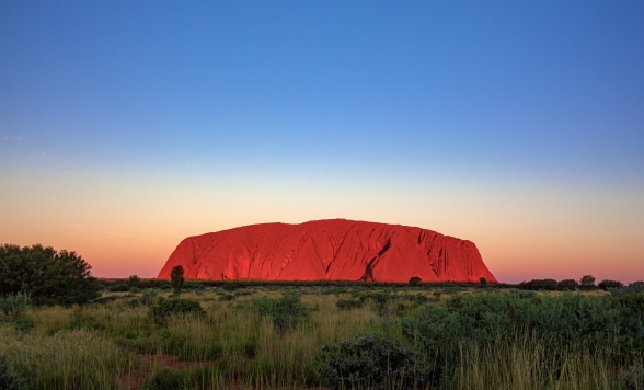 2泊3日 ウルル スタンダードプラン (出発日：金・日曜日限定)