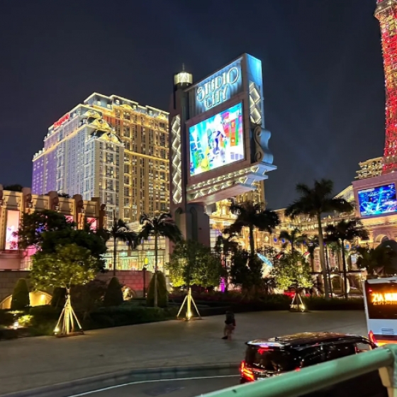 オープントップバス