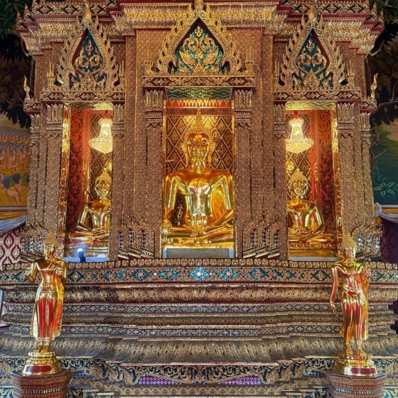 ワット・パリワート・ラーチャソンクラーム