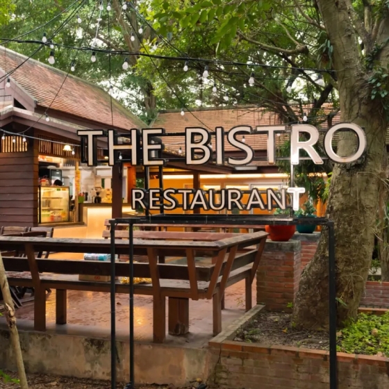 ナサッター公園内_フードコート