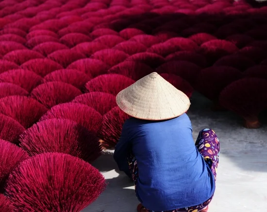 【ハノイ】トレインストリート＆カラフルでかわいい線香村「クアンフーカウ村」