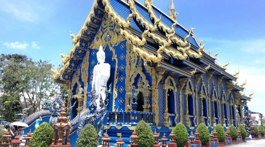 ワットロンスアテン（ブルーテンプル）