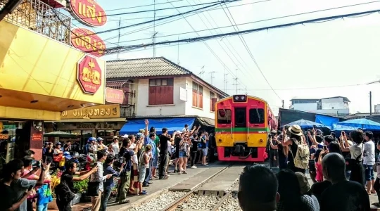 メークロン線路市場