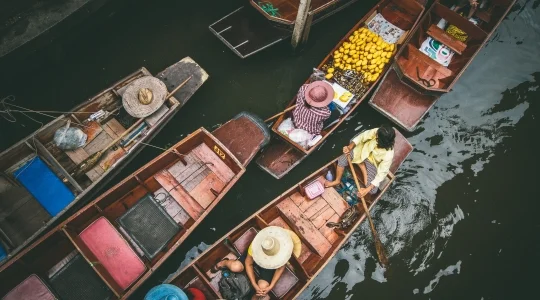 水上マーケット