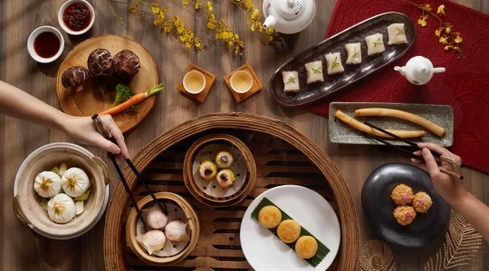 飲茶料理｜5つ星ホテルペニンシュラホテル内「メイジャン(MEI JIANG)」｜飲茶フルコース＋ウーロン茶付き｜ミールクーポン