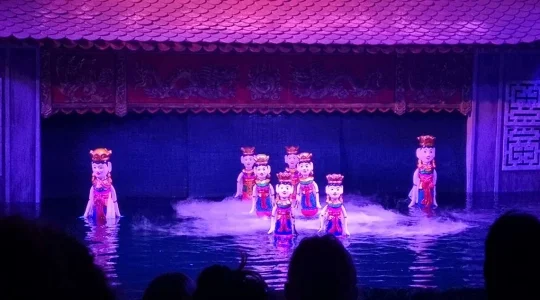 【ハノイ】旧市街+ ナイトマーケット散策+ 水上人形劇鑑賞
