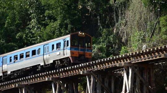 大自然を満喫！カンチャナブリ1泊2日