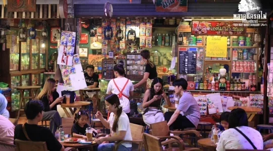 シーナカリン鉄道市場_タラートロットファイシーナカリン