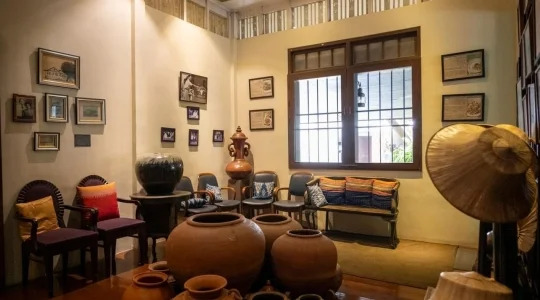 ザ・ローカルレストラン