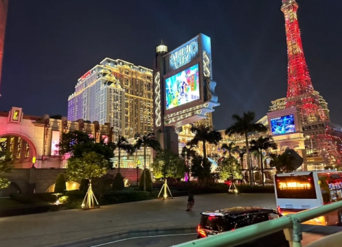 オープントップバス