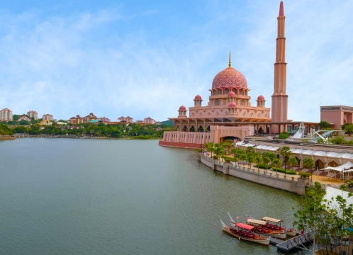 【貸切プラン】 ピンクモスク+ブルーモスク+バツー洞窟+イスラム美術館 ＜昼食なし（セントラルマーケットにて自由食）/ 日本語ガイド＞