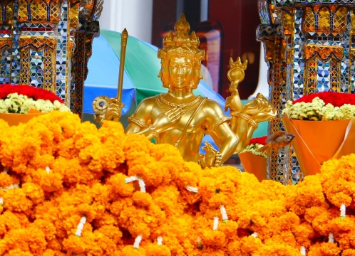 【毎週木曜日限定催行】絶対願いを叶えたい人必見！バンコク最強パワースポットを巡る開運巡礼1日ツアー＜日本語ガイド付き／昼食なし または 三大タイ料理の昼食付き 選択可能＞