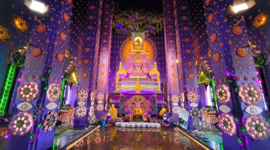 紫寺院｜ワット・クラーンクローン