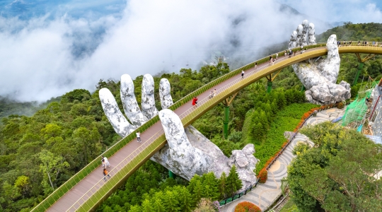 4大人気スポット制覇！五行山+バーナーヒルズ+ミーソン遺跡+夜のホイアン欲張り1日ツアー