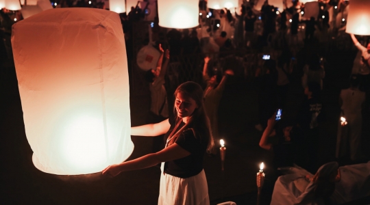 コムローイ祭り