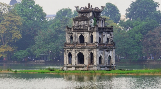 ホアンキエム湖