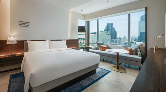 DeluxeRoom