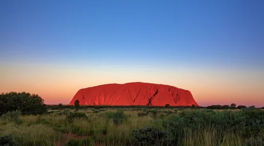 2泊3日 ウルル スタンダードプラン (出発日：金・日曜日限定)