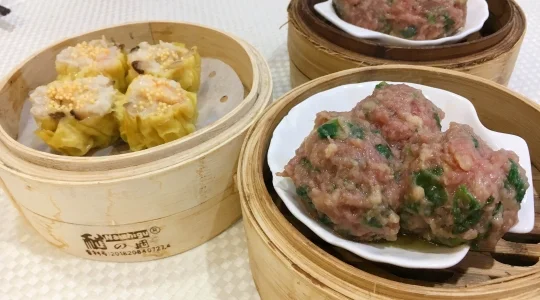 飲茶（HKG)
