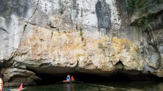 世界遺産チャンアン川下りクルーズ