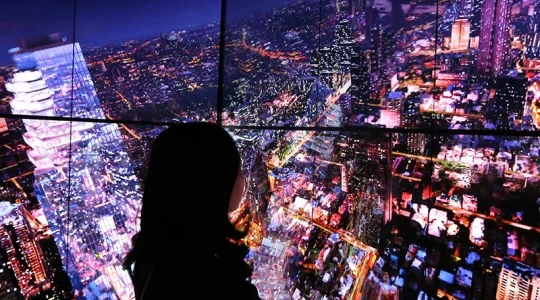 エレベーター内