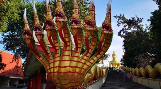 ワットプラヤイ