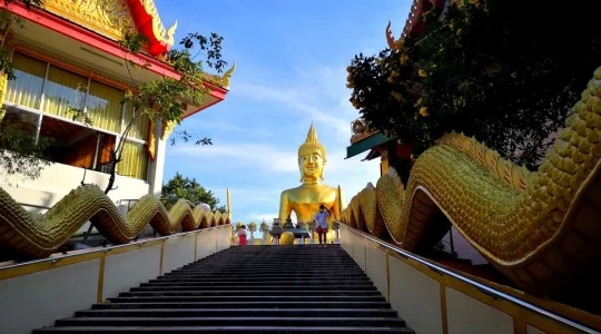 ワットプラヤイ