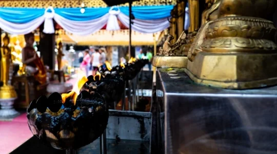 ドイスープ寺院