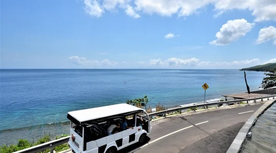 ペニダ島をドライブ