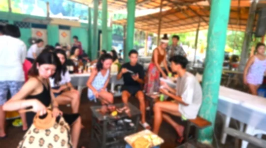 BBQレストランでのようす｜イメージ