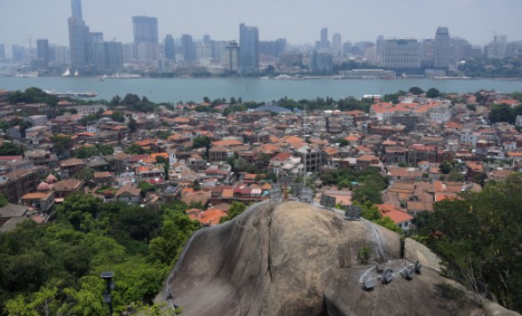 西洋文化とピアノが彩る島、世界文化遺産・コロンス島日帰りツアー＜終日/高速鉄道/軽食付き/日本語ガイド＞