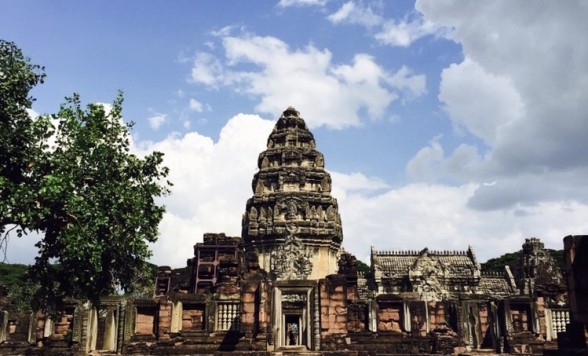 ピマイ+クメール遺産1日観光