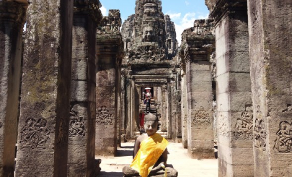 【３大遺跡】 アンコールトム + タプローム + アンコールワット ＆  プレループでの夕日鑑賞 <日本語ガイド付き>