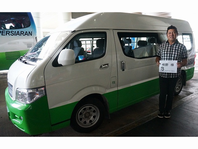 マレーシア 予約 クアラルンプール 貸切チャーター 車両のみ 定員1 ６名