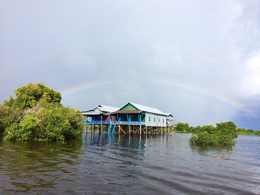 トンレサップ湖