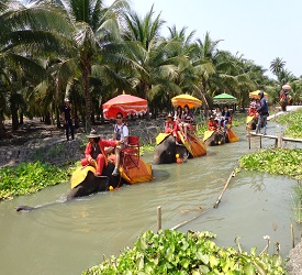 エレファントキャンプ到着