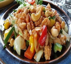 タイ料理セットのランチ