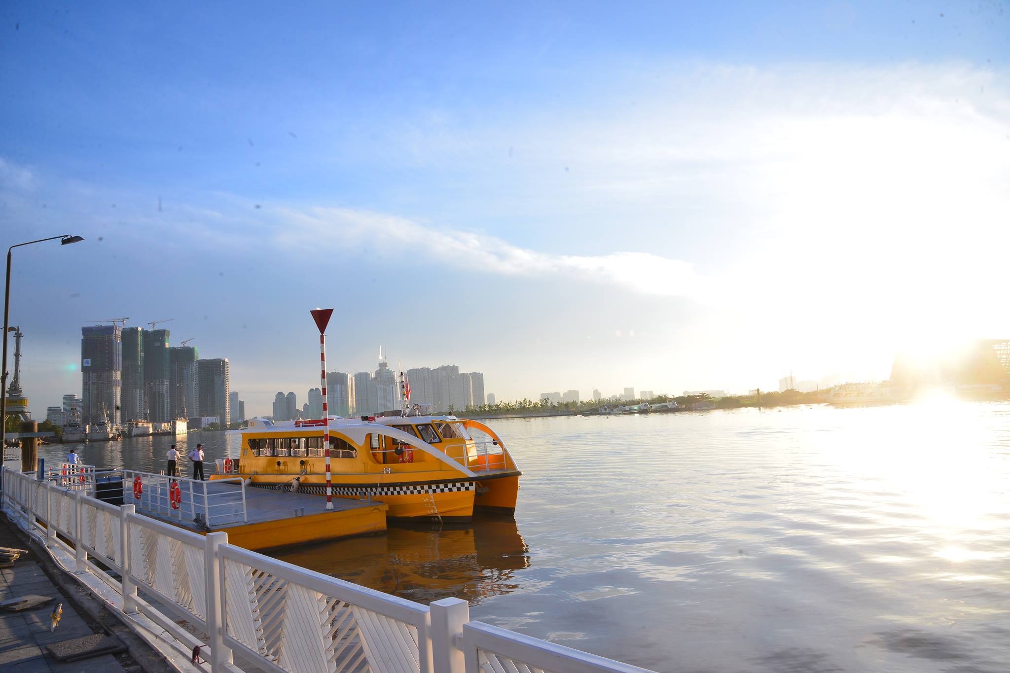 ホーチミンの綺麗な夕暮れを鑑賞