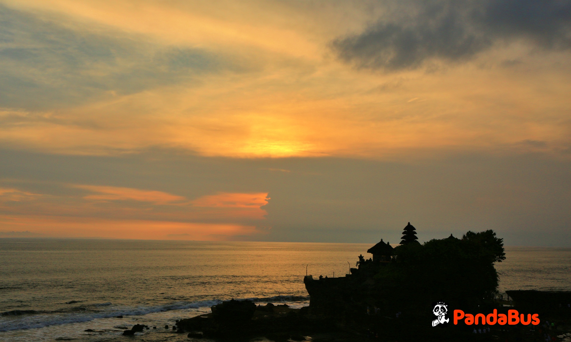 タナロット寺院(約40分) 天気が良ければ美しい絶景夕陽をご覧いただけます。