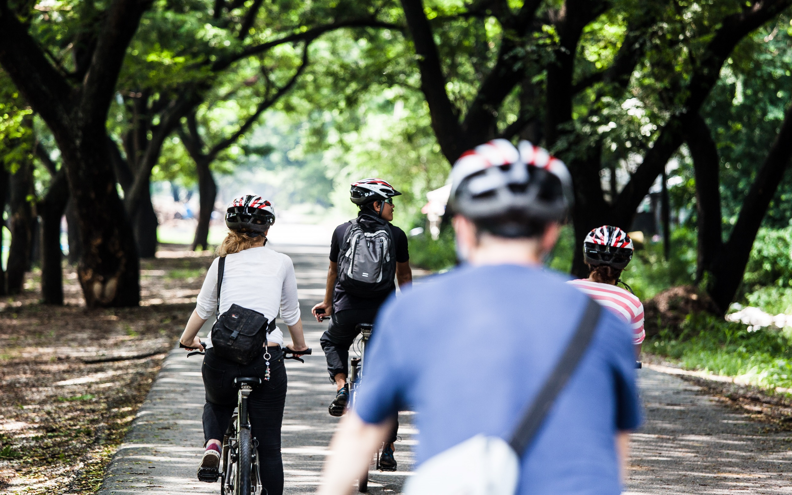 アユタヤ到着後、自転車に乗り換えサイクリングツアー出発